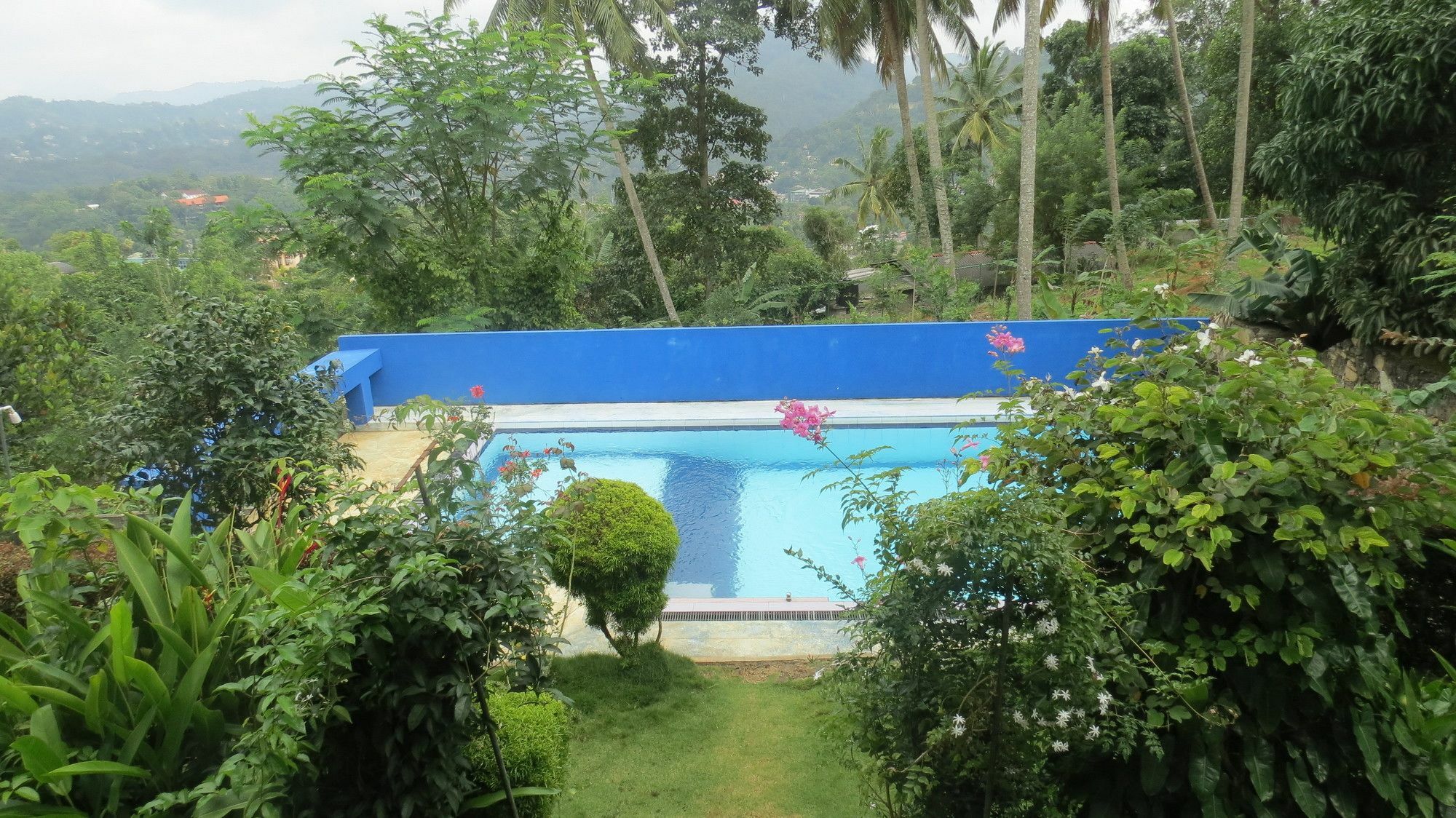 The Change Hotel Kandy Kültér fotó